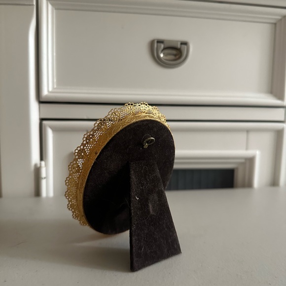 Vintage 24k Gold Frame - Picture 3 of 3